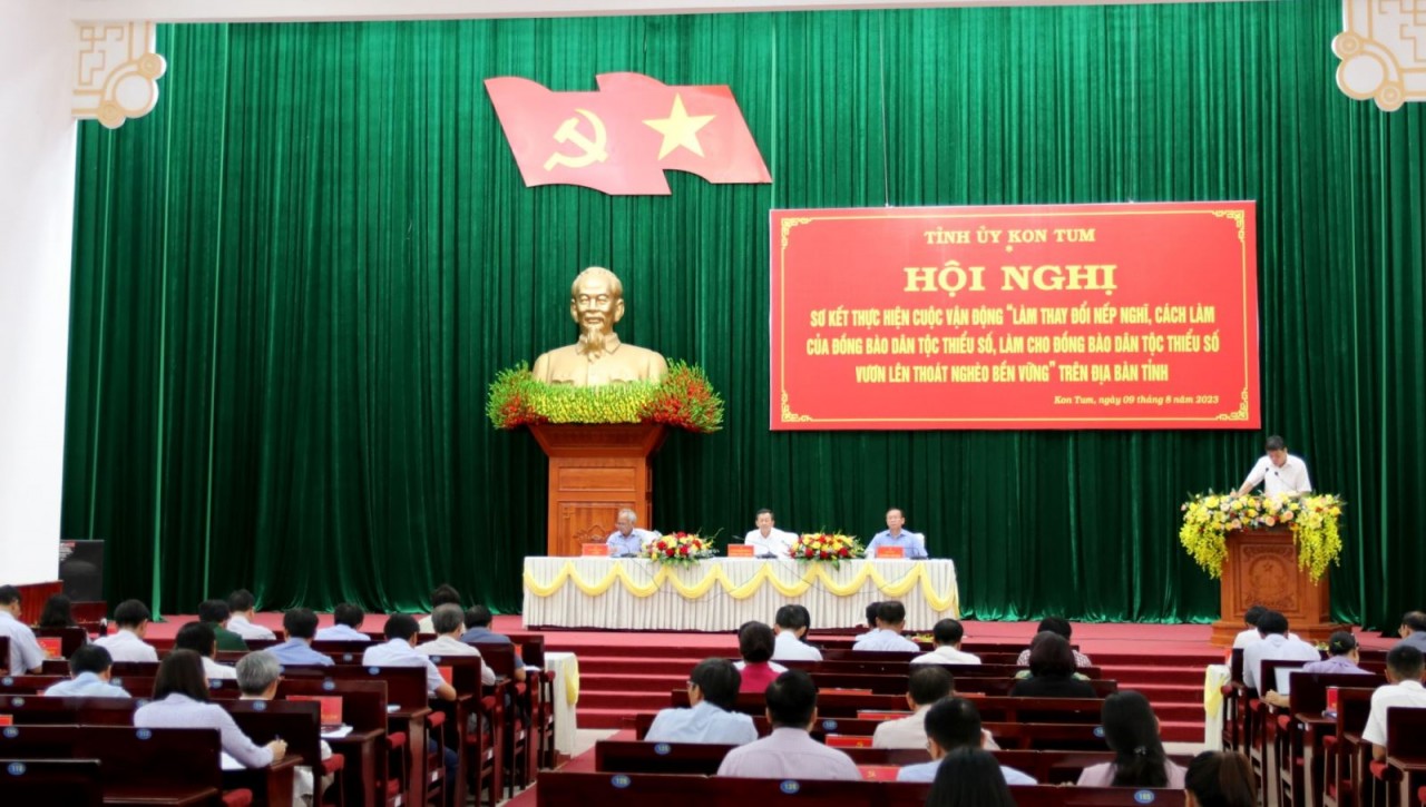 Kon Tum: Hỗ trợ cho 12.682 hộ dân vươn lên thoát nghèo bền vững Kon Tum: Hỗ trợ cho 12.682 hộ dân vươn lên thoát nghèo bền vững