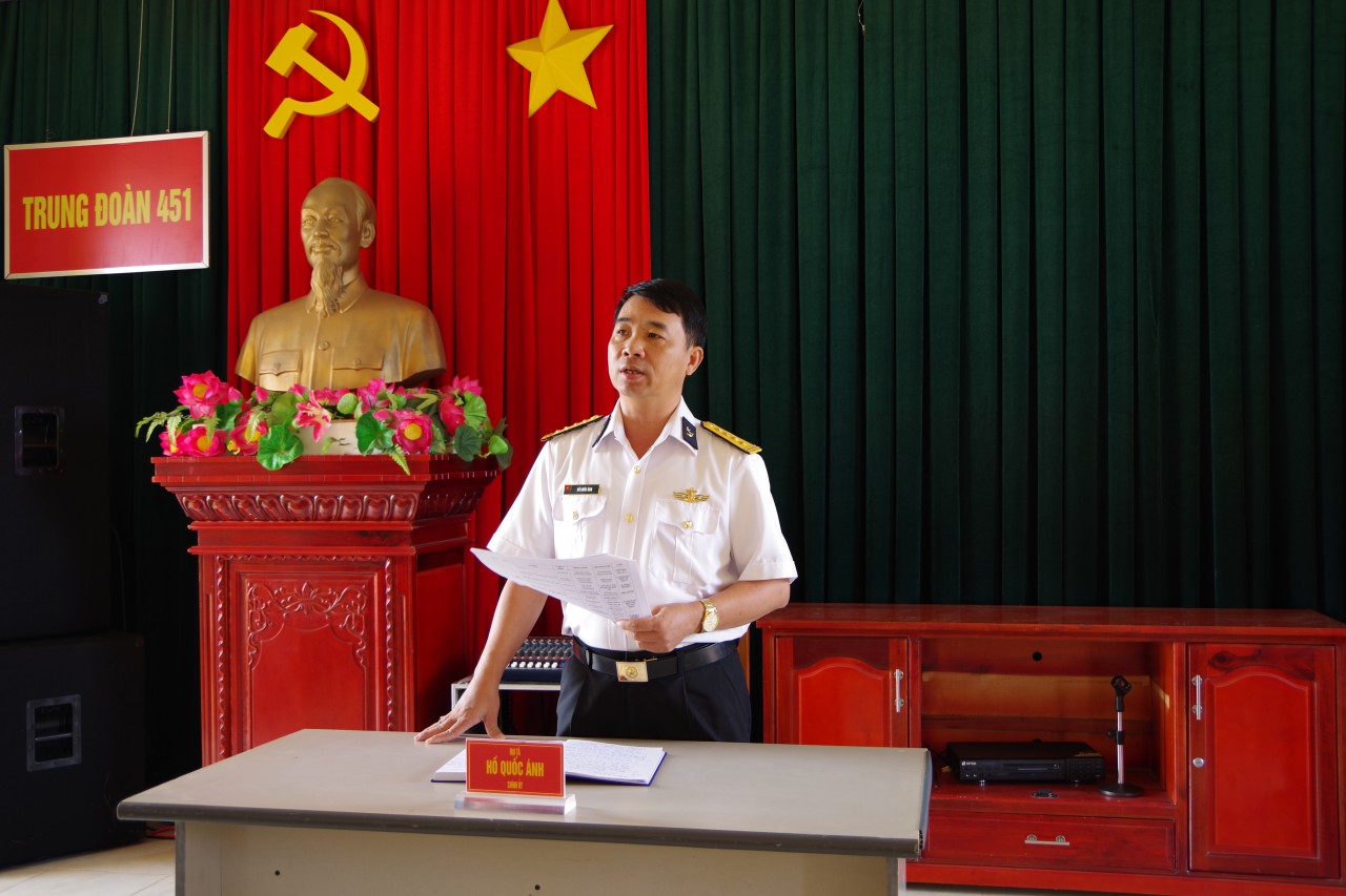 Ươm những mầm xanh nơi hải đảo