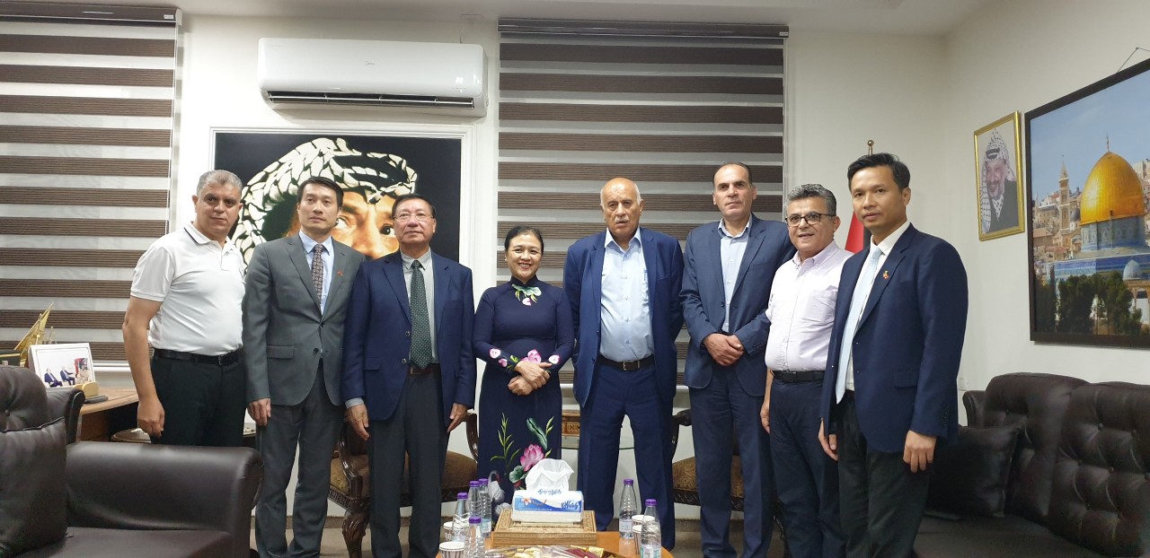 Tăng cường tình đoàn kết, hữu nghị giữa Việt Nam và Palestine Tăng cường tình đoàn kết, hữu nghị giữa Việt Nam và Palestine