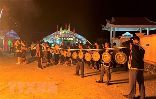 Phú Yên: Bảo tồn, phát huy các giá trị văn hóa dân tộc thiểu số | Văn hóa | Vietnam+ (VietnamPlus) Phú Yên: Bảo tồn, phát huy các giá trị văn hóa dân tộc thiểu số | Văn hóa | Vietnam+ (VietnamPlus)