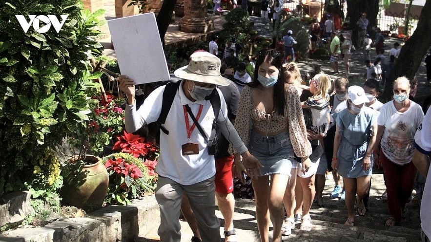 The tourism industry is expected to make a big profit when Vietnamese people will have a four-day holiday, starting on September 1. The tourism industry is expected to make a big profit when Vietnamese people will have a four-day holiday, starting on September 1.