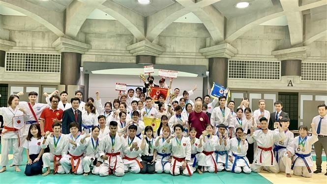 Karate Tournament Held for Vietnamese in Japan Karate Tournament Held for Vietnamese in Japan