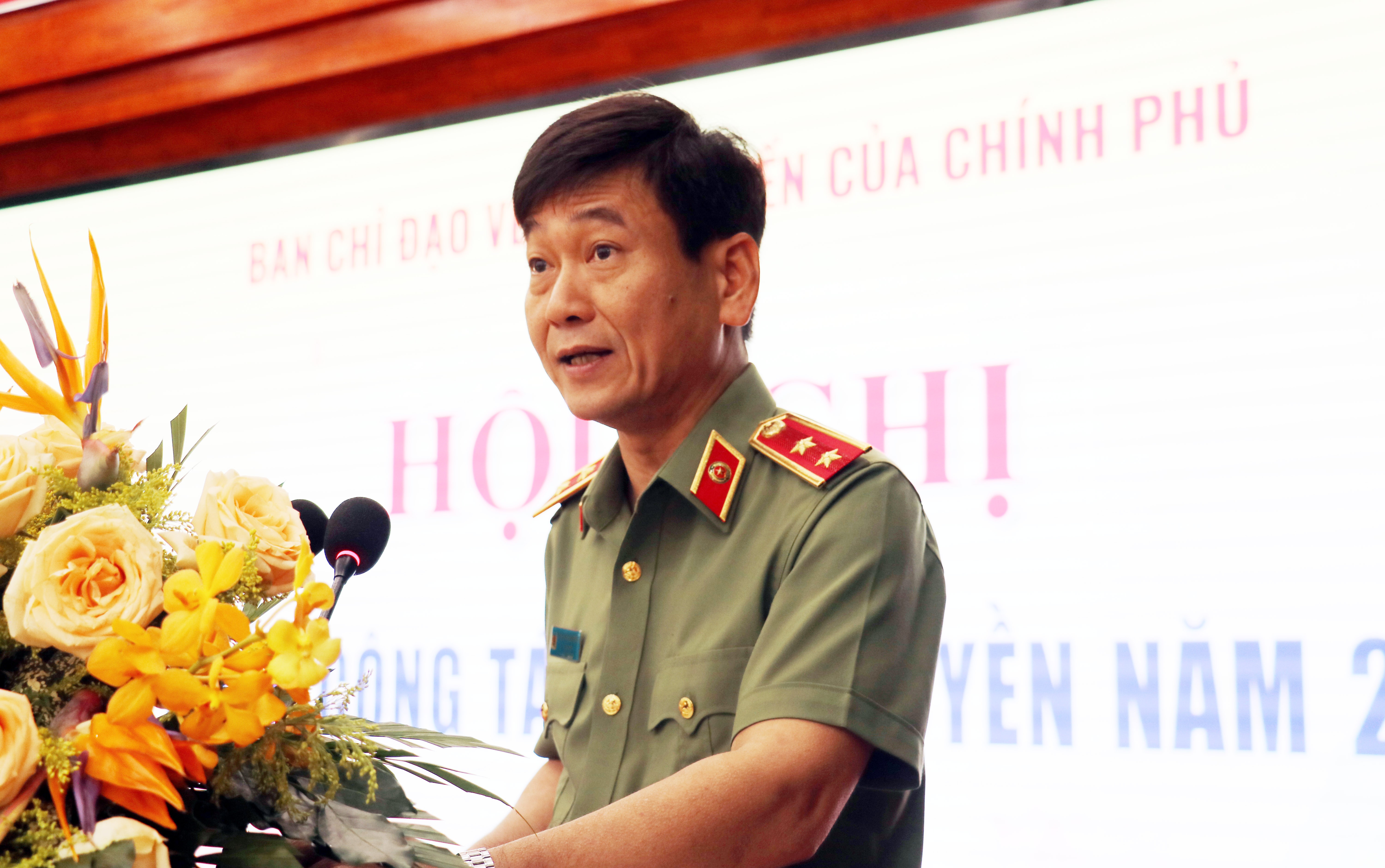 Nâng cao nhận thức cho cán bộ làm công tác nhân quyền Nâng cao nhận thức cho cán bộ làm công tác nhân quyền