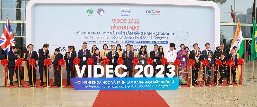 President Welcomes Delegates Attending Vietnam International Dental Exhibition & Congress President Welcomes Delegates Attending Vietnam International Dental Exhibition & Congress
