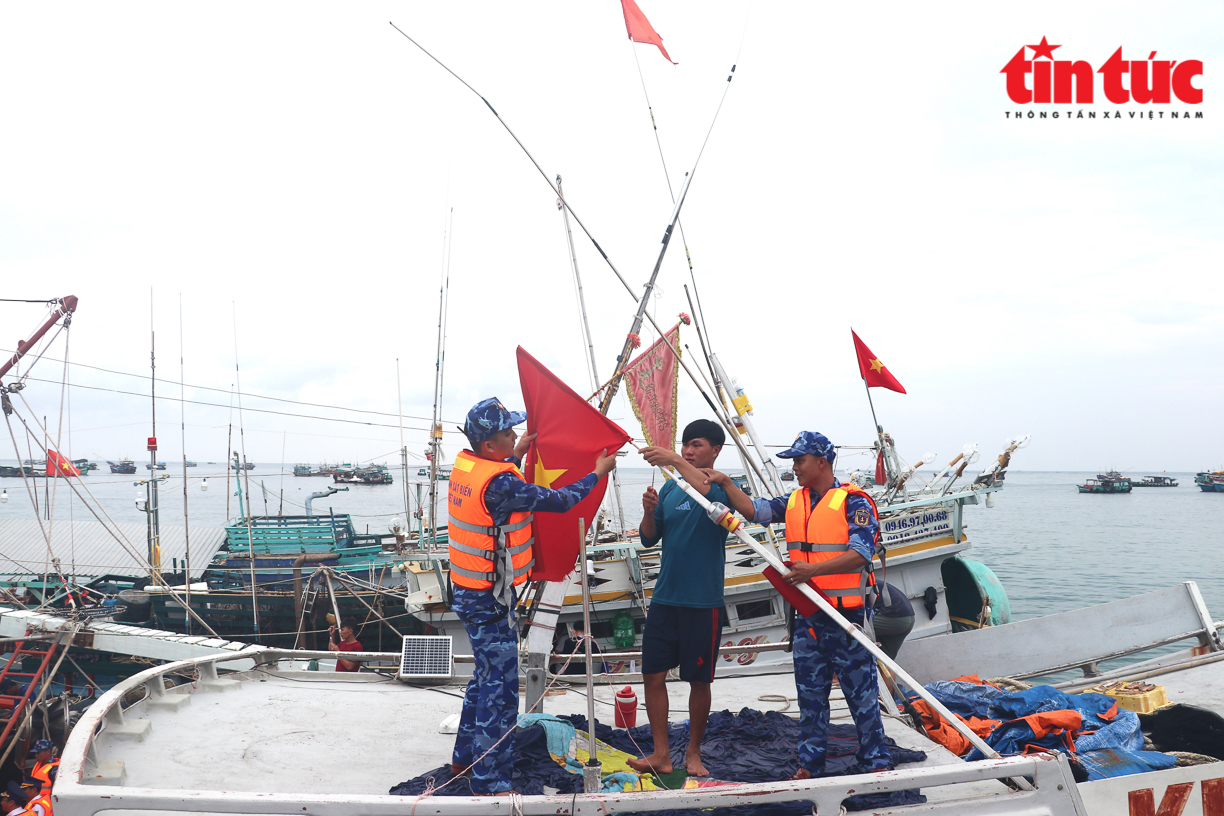 Gỡ Chú thích ảnh