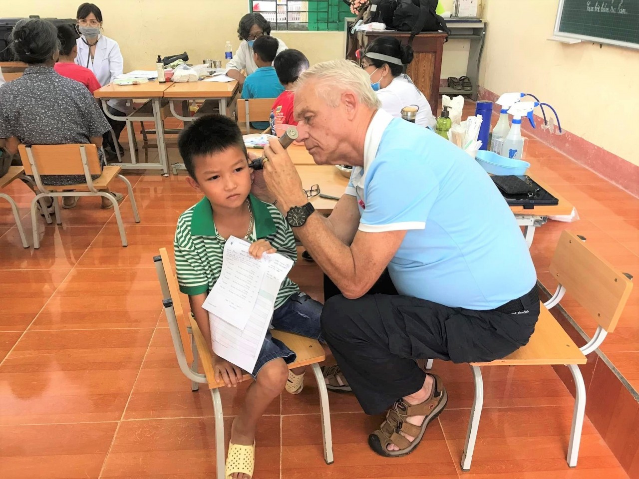 Tổ chức Children Of Peace International khám bệnh, cấp thuốc miễn phí tại Phú Thọ Tổ chức Children Of Peace International khám bệnh, cấp thuốc miễn phí tại Phú Thọ