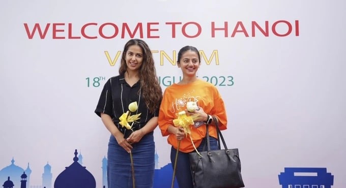 Famous Indian Actress Experiences Rice Noodle Making In Hanoi Famous Indian Actress Experiences Rice Noodle Making In Hanoi