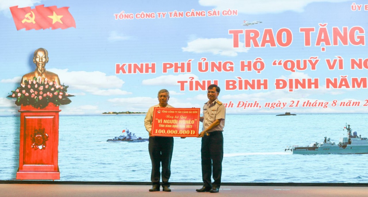 Bình Định: Nhiều hoạt động ý nghĩa tại Chương trình “Hải quân nhận đỡ đầu con ngư dân” Bình Định: Nhiều hoạt động ý nghĩa tại Chương trình “Hải quân nhận đỡ đầu con ngư dân”