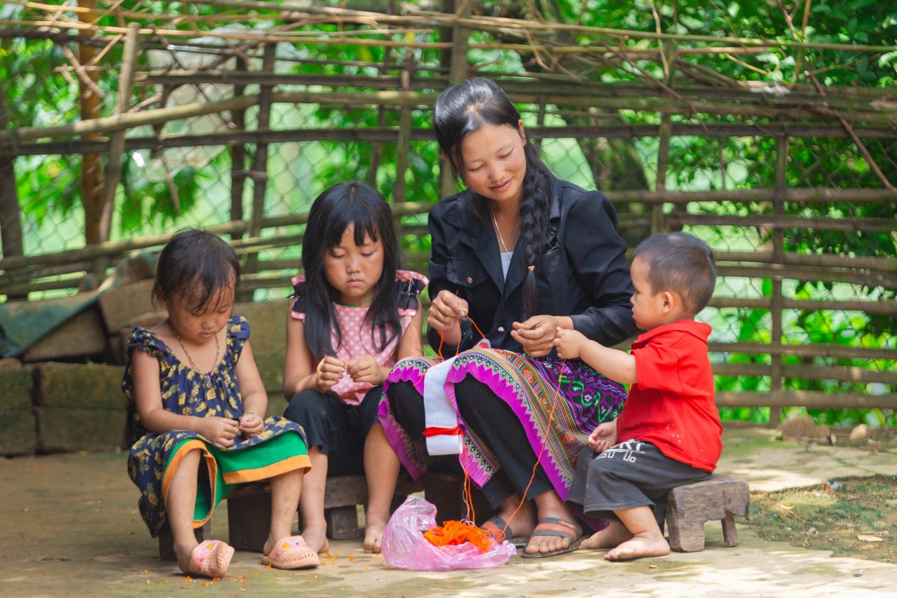 Mô hình vườn nhà cải thiện bữa ăn cho người dân nghèo Tân Uyên (Lai Châu) Mô hình vườn nhà cải thiện bữa ăn cho người dân nghèo Tân Uyên (Lai Châu)