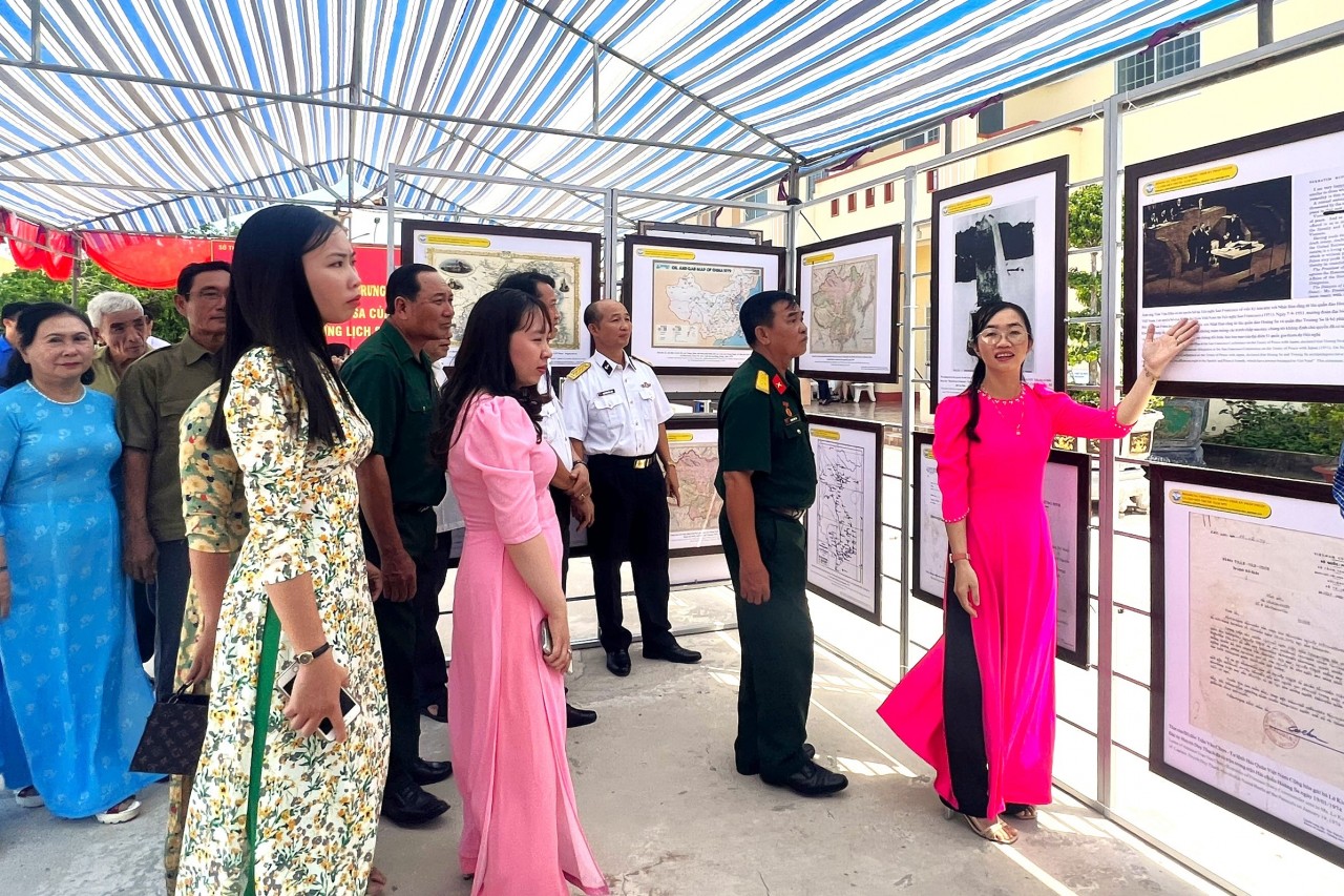 Vùng 5 Hải quân tuyên truyền biển, đảo, thu hút nguồn nhân lực tại Kiên Giang Vùng 5 Hải quân tuyên truyền biển, đảo, thu hút nguồn nhân lực tại Kiên Giang
