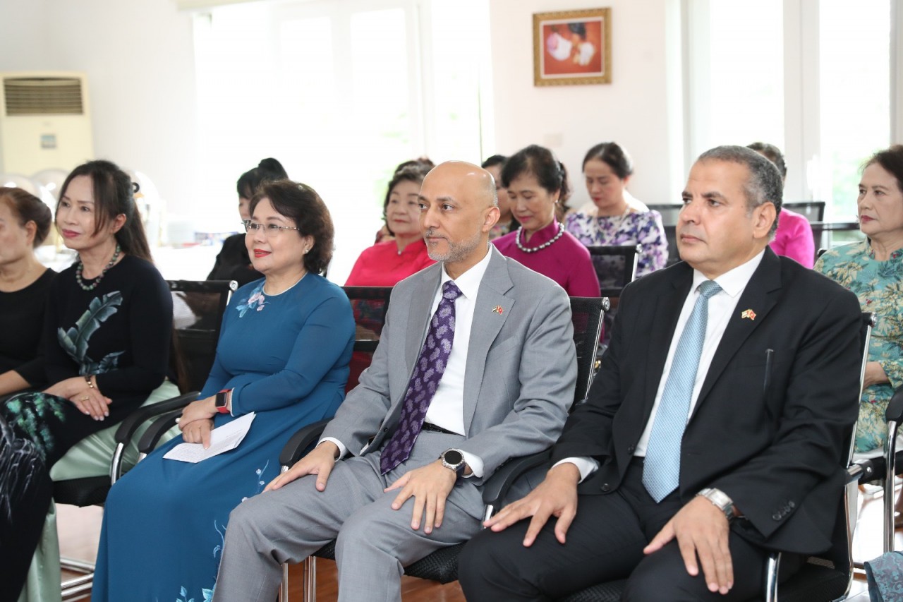 Tăng cường thúc đẩy vai trò của phụ nữ UAE và Việt Nam Tăng cường thúc đẩy vai trò của phụ nữ UAE và Việt Nam