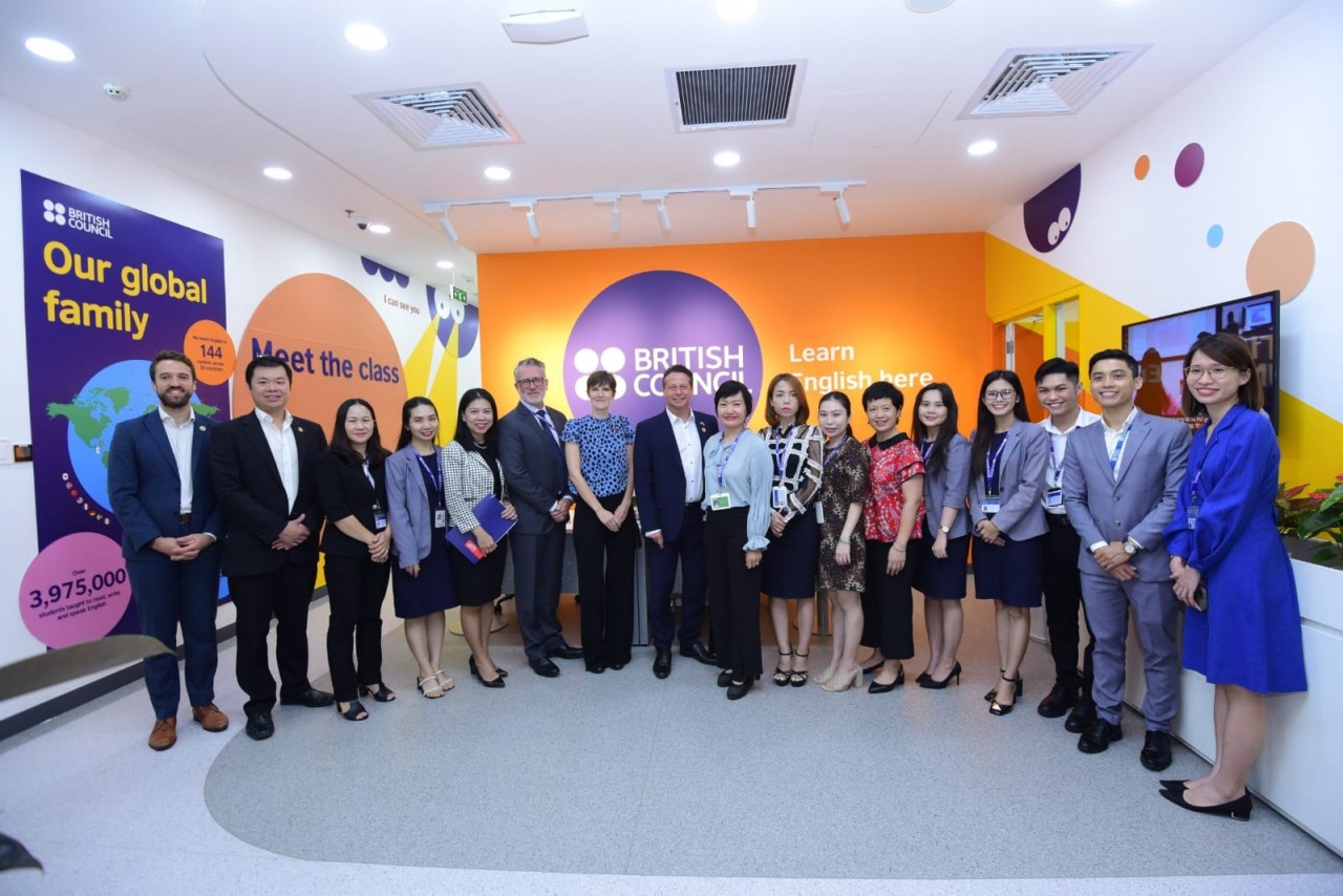 Thúc đẩy thương mại song phương Việt Nam - Anh trong lĩnh vực xây dựng và giáo dục Việt Nam - Anh nhất trí tăng cường và đa dạng hóa quan hệ kinh tế