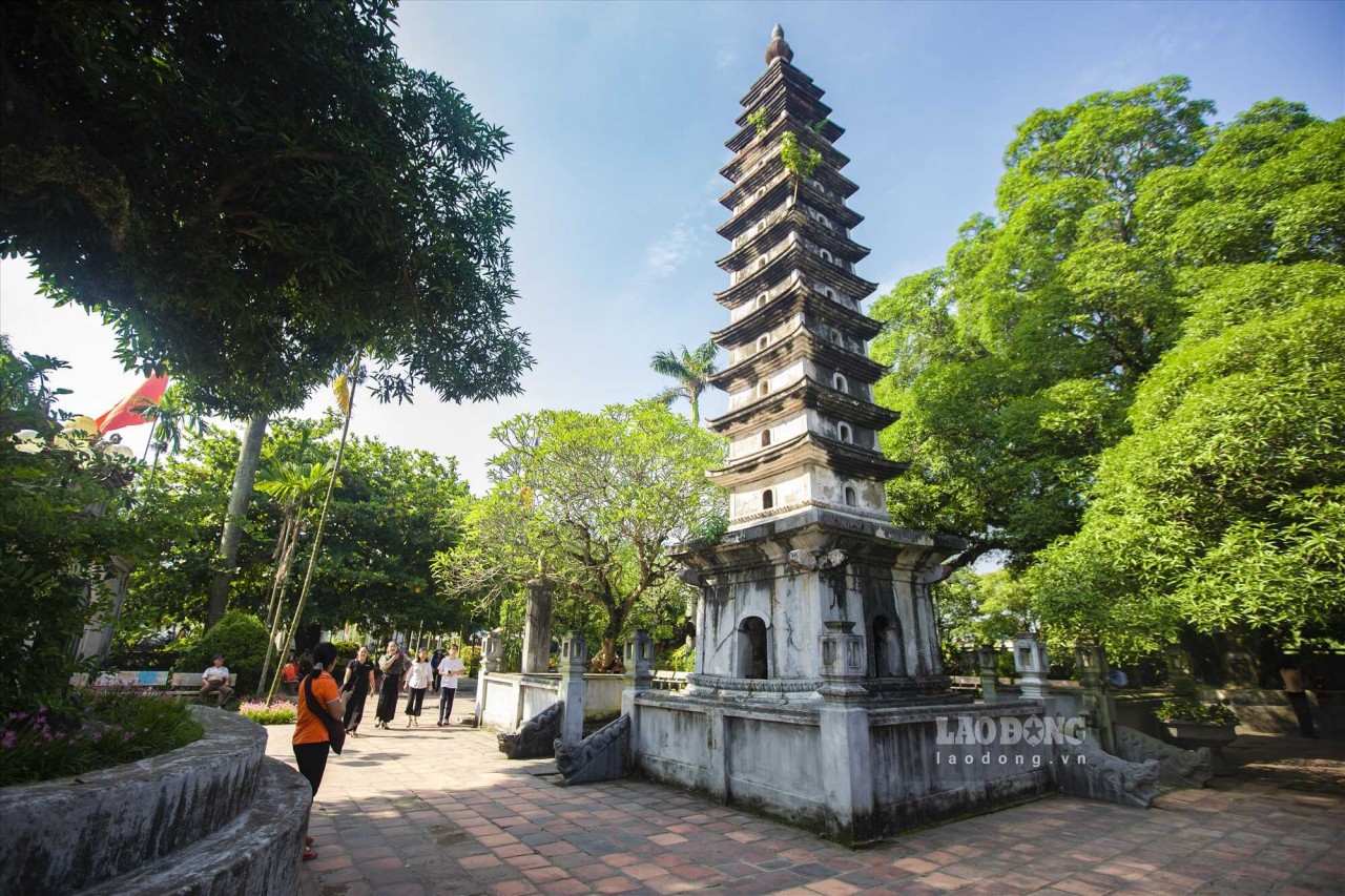 Explore The Highest 700-Year-Old Tower Pagoda In Vietnam Explore The Highest 700-Year-Old Tower Pagoda In Vietnam