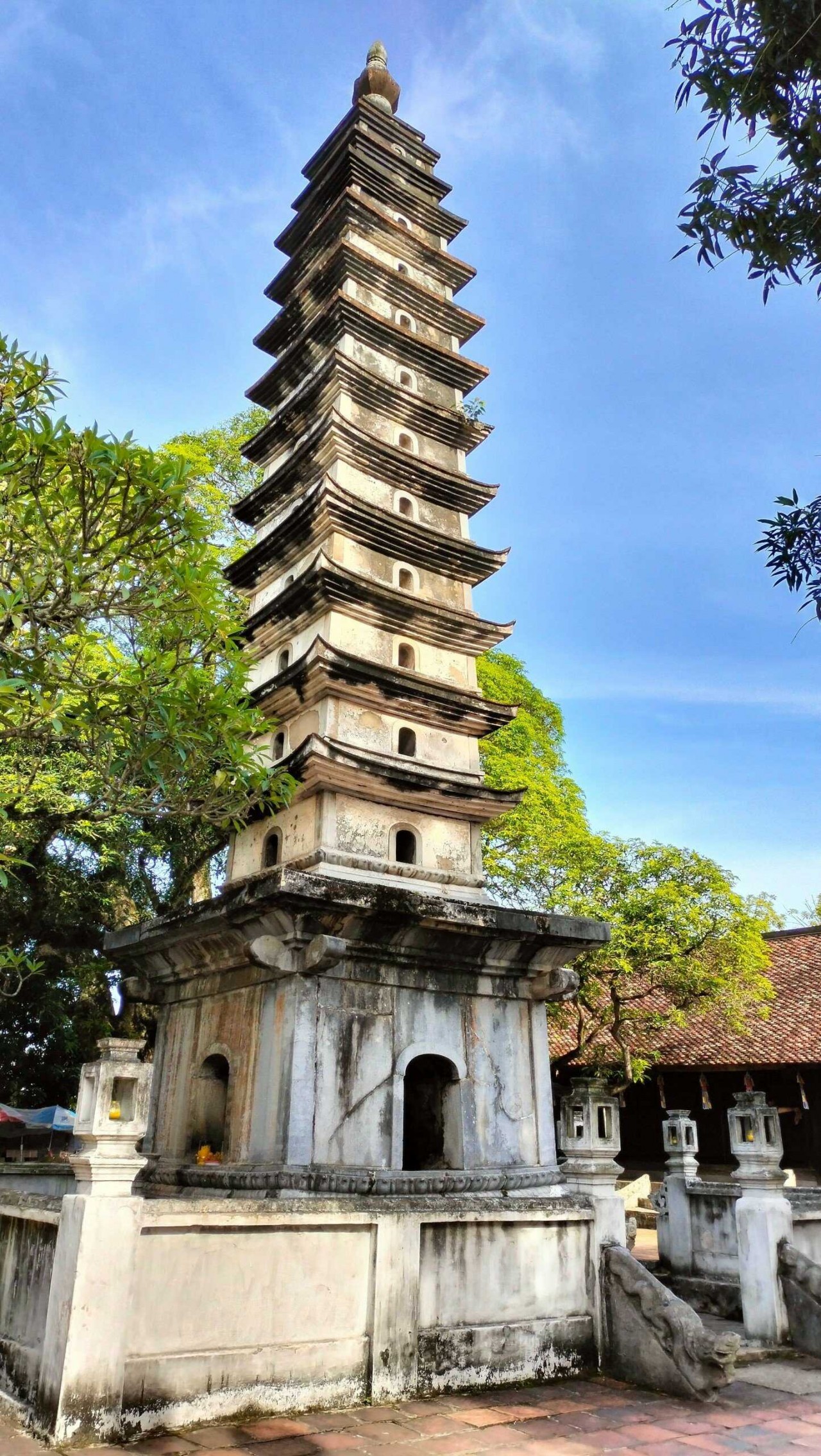 Explore The Highest 700-Year-Old Tower Pagoda In Vietnam Explore The Highest 700-Year-Old Tower Pagoda In Vietnam