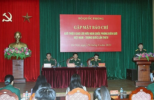 The press briefing held in Hanoi on August 29 to provide information about the 8th Vietnam - China border defence friendship exchange (Photo: VNA) The press briefing held in Hanoi on August 29 to provide information about the 8th Vietnam - China border defence friendship exchange (Photo: VNA)