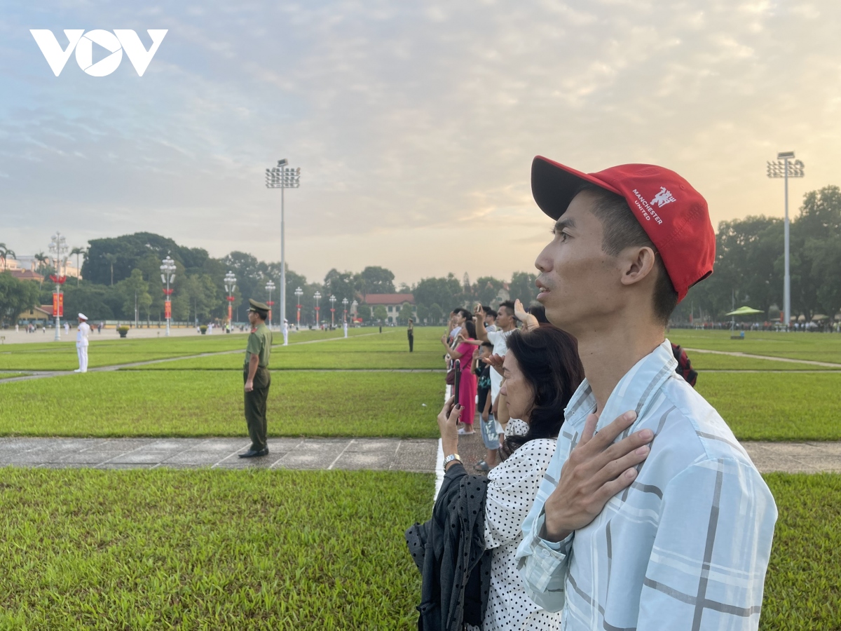 thiêng liêng lễ thượng cờ, chào cờ tại quảng trường ba Đình dịp 2 9 hình ảnh 1 thieng lieng le thuong co, chao co tai quang truong ba Dinh dip 2 9 hinh anh 1