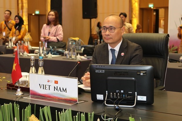 16 Priority Economic Deliverables: Restructuring and Recovery, Digital Economy and Sustainable Development 16 Priority Economic Deliverables: Restructuring and Recovery, Digital Economy and Sustainable Development