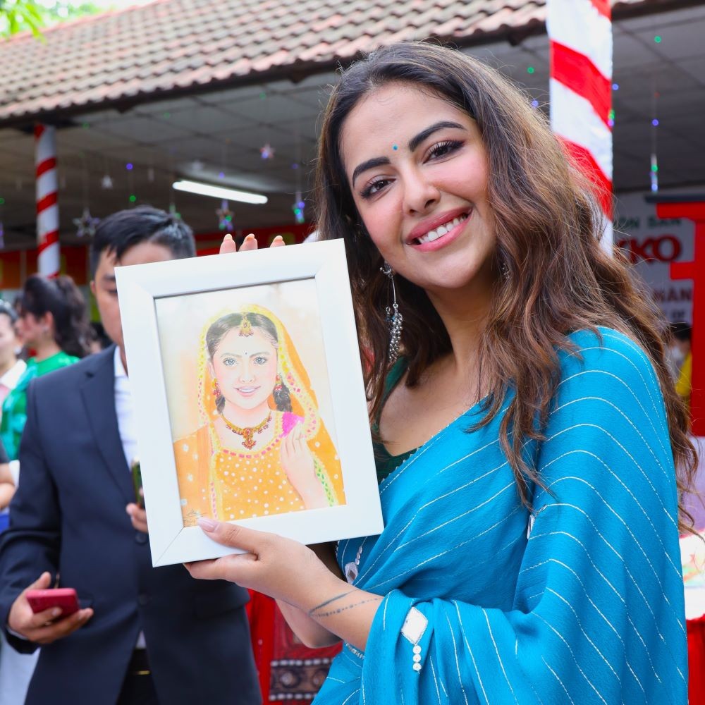 Actress of '8-year-old bride' Excitedly Learns to Make Vietnamese Crispy Pancakes Actress of '8-year-old bride' Excitedly Learns to Make Vietnamese Crispy Pancakes