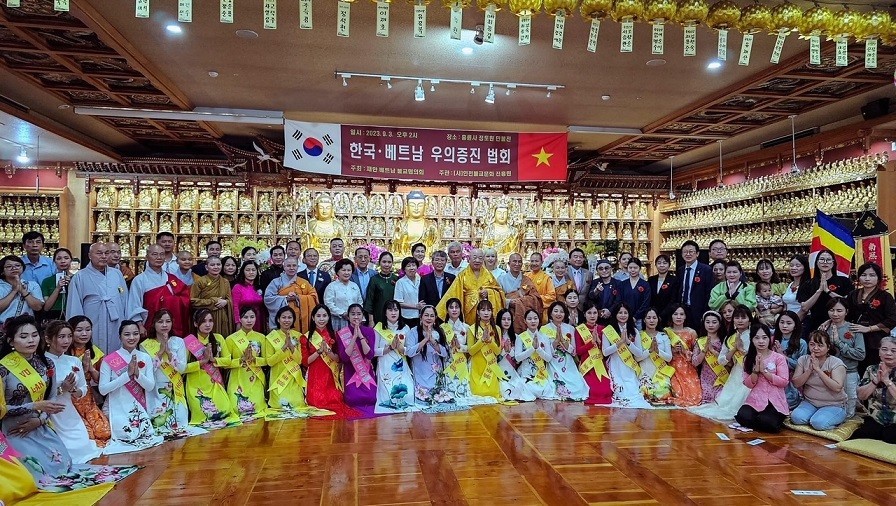 Vietnamese Community in The RoK Celebrates Vu Lan Festival Vietnamese Community in The RoK Celebrates Vu Lan Festival