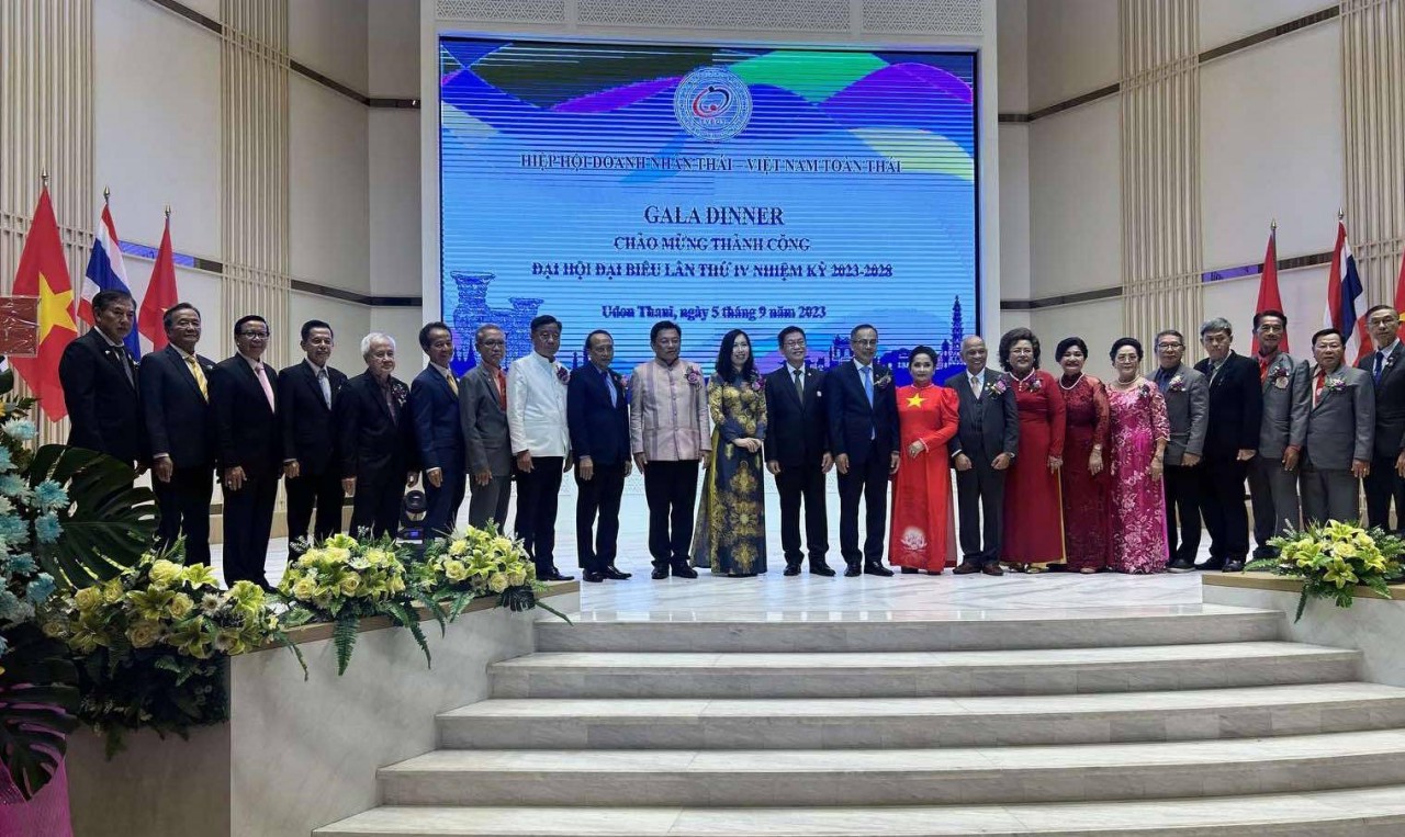 Gala dinner chào mừng Đại hội lần thứ 4 nhiệm kỳ 2023-2028 của Hiệp hội doanh nhân Thái-Việt toàn Thái Lan Gala dinner chào mừng Đại hội lần thứ 4 nhiệm kỳ 2023-2028 của Hiệp hội doanh nhân Thái-Việt toàn Thái Lan