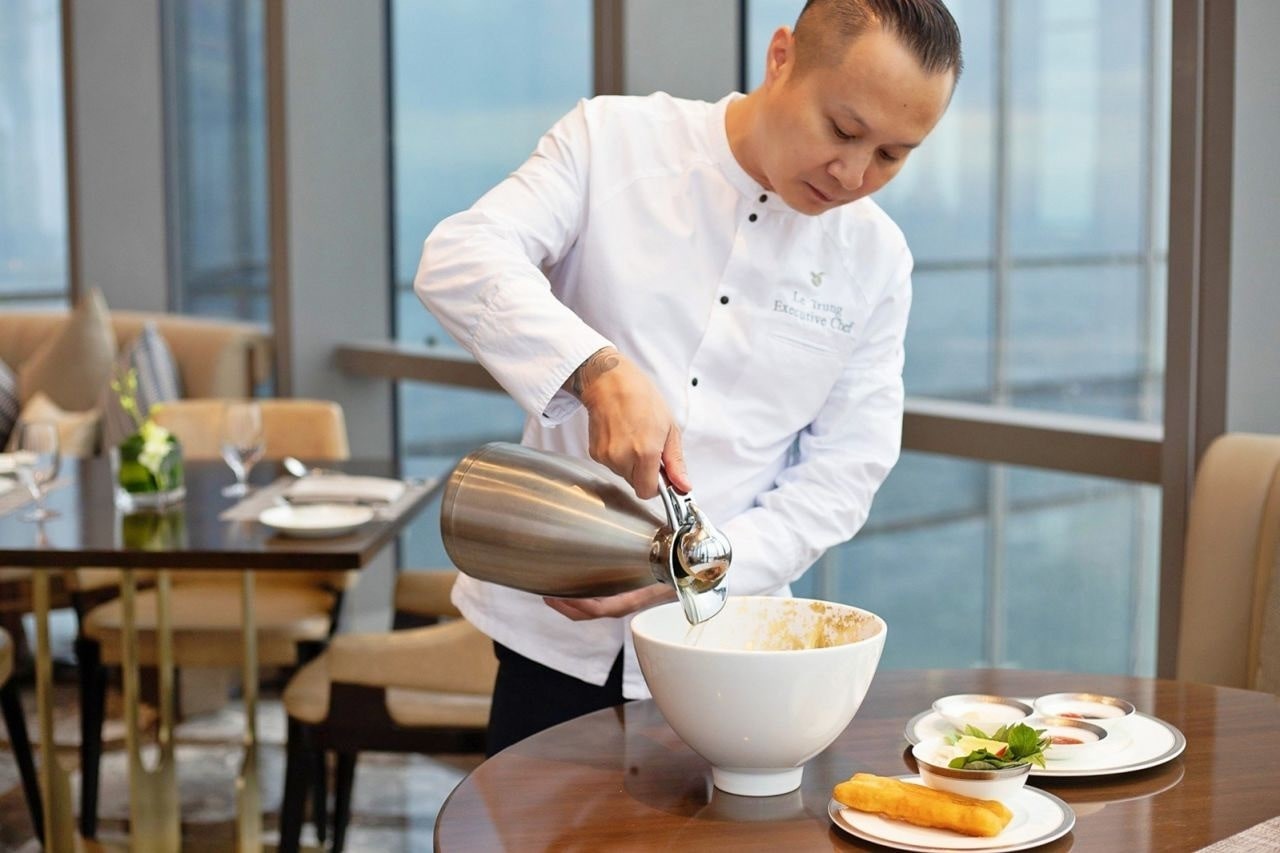 CNN: The Most Expensive Vietnamese Bowl Of Pho Costs $170 CNN: The Most Expensive Vietnamese Bowl Of Pho Costs $170