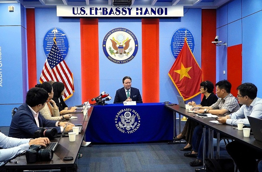 Overview of the meeting with the media. (Photo: Tuan Viet) Overview of the meeting with the media. (Photo: Tuan Viet)