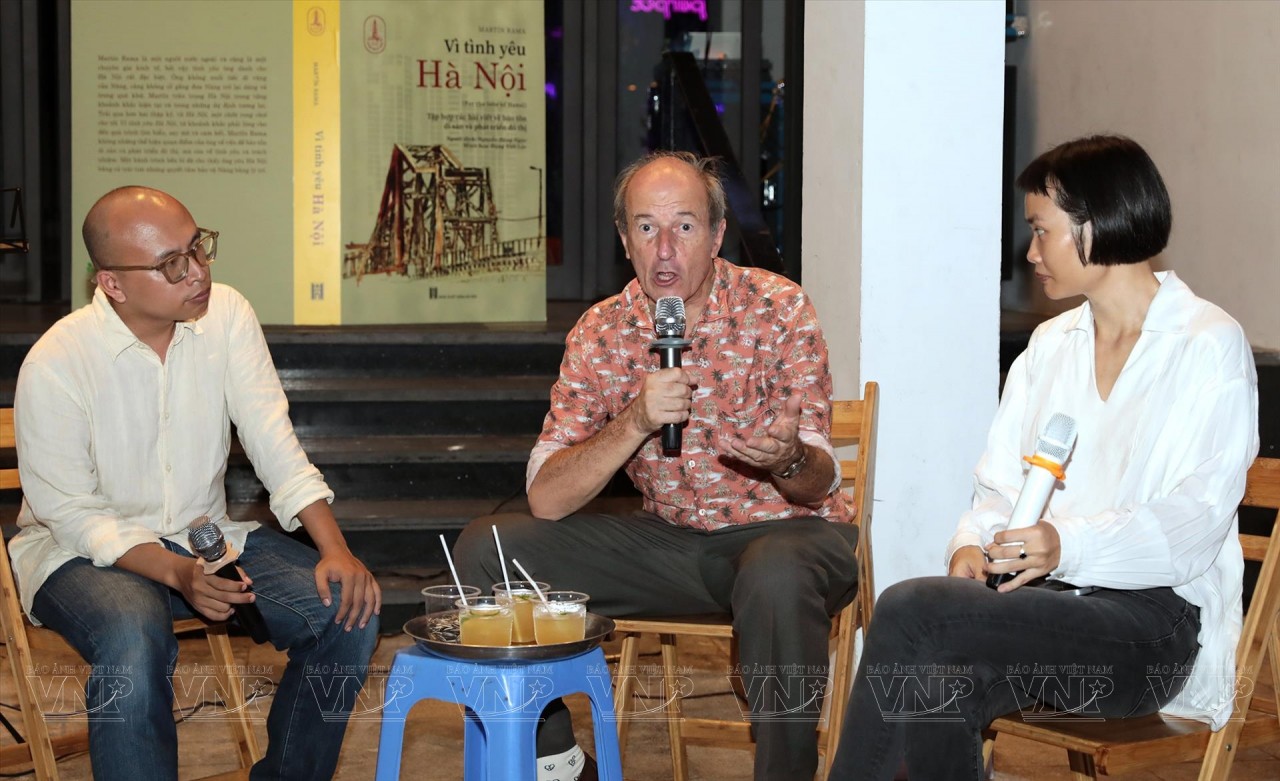 Martín Rama: “Vì tình yêu Hà Nội” Martín Rama: “Vì tình yêu Hà Nội”
