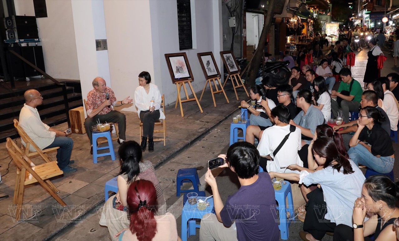Martín Rama: “Vì tình yêu Hà Nội” Martín Rama: “Vì tình yêu Hà Nội”