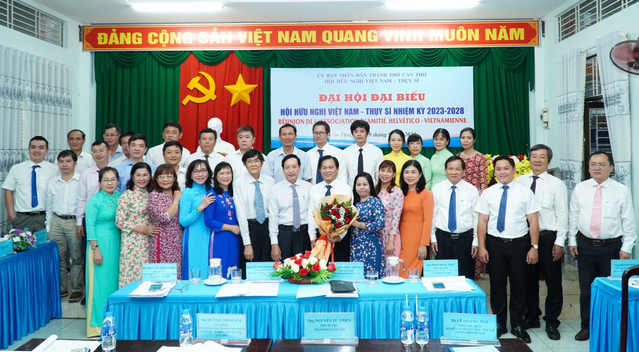 Cần Thơ: Tăng cường kết nối hợp tác , hoạt động hữu nghị với Thụy Sĩ Cần Thơ: Tăng cường kết nối hợp tác , hoạt động hữu nghị với Thụy Sĩ