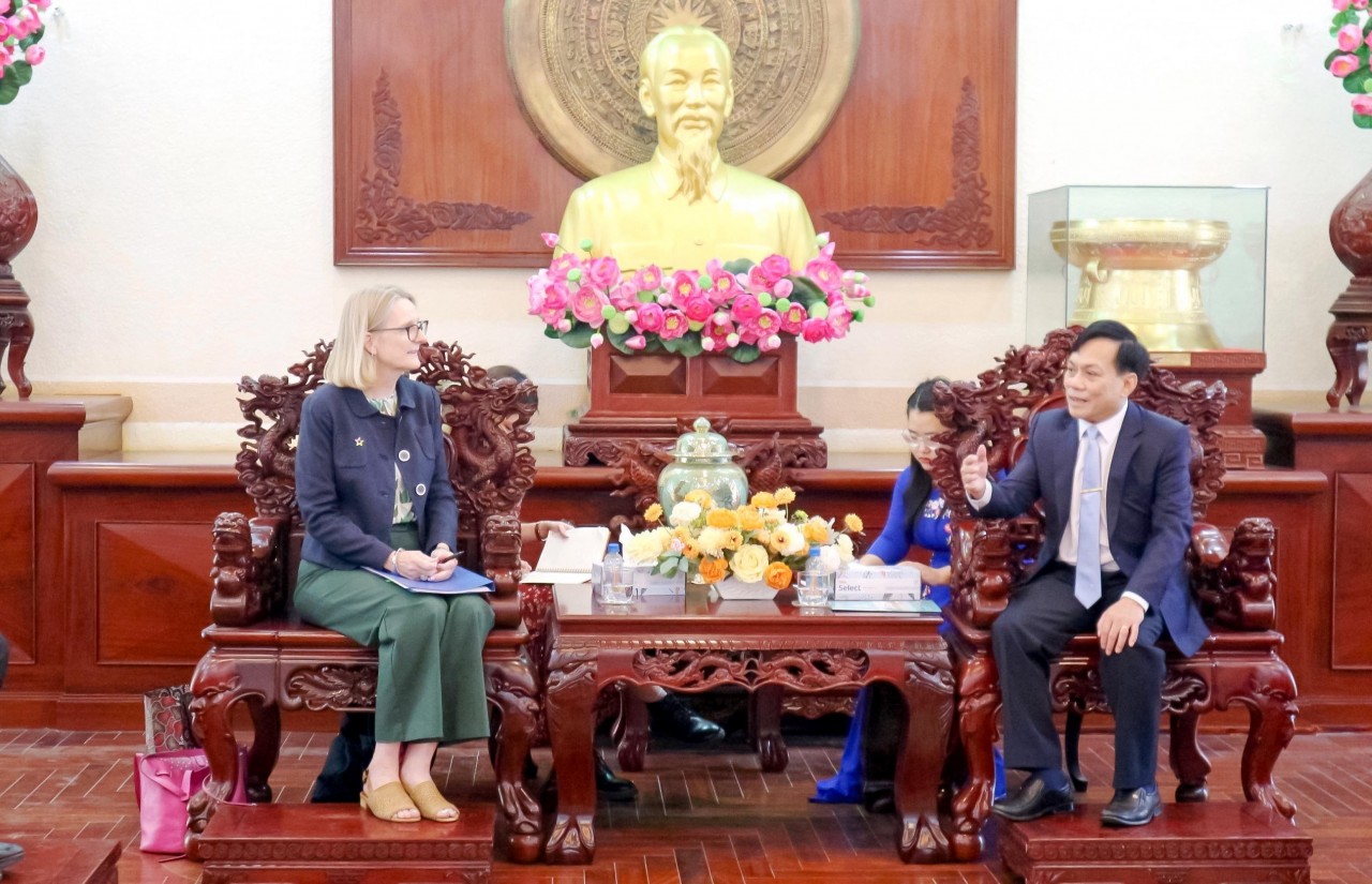 Cần Thơ thúc đẩy hợp tác trong giáo dục và nông nghiệp công nghệ cao với Australia Cần Thơ thúc đẩy hợp tác trong giáo dục và nông nghiệp công nghệ cao với Australia