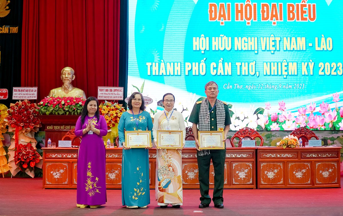 Ông Đào Chí Nghĩa đắc cử Chủ tịch Hội hữu nghị Việt Nam - Lào TP Cần Thơ Ông Đào Chí Nghĩa đắc cử Chủ tịch Hội hữu nghị Việt Nam - Lào TP Cần Thơ