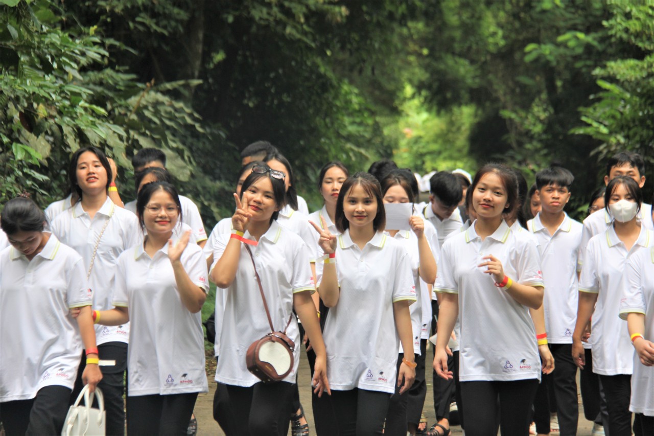 Gần 1.000 thanh niên tham gia đi bộ hưởng ứng "Giảm phát thải bảo vệ tương lai" Gần 1.000 thanh niên tham gia đi bộ hưởng ứng "Giảm phát thải bảo vệ tương lai"