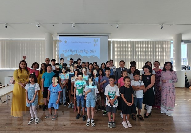 Vietnamese-Language Centre in Hungary Begins New School Year Vietnamese-Language Centre in Hungary Begins New School Year
