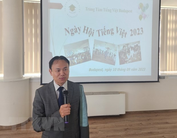 Vietnamese-Language Centre in Hungary Begins New School Year Vietnamese-Language Centre in Hungary Begins New School Year