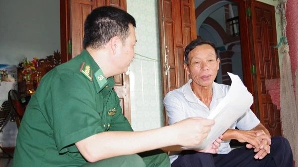 Góp phần cùng cả nước gỡ "thẻ vàng" EC Góp phần cùng cả nước gỡ "thẻ vàng" EC