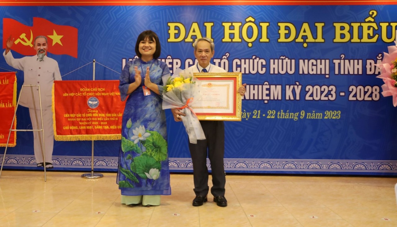 Liên hiệp các tổ chức hữu nghị tỉnh Đắk Lắk vận động hơn 22 tỷ đồng từ viện trợ phi Chính phủ nước ngoài Liên hiệp các tổ chức hữu nghị tỉnh Đắk Lắk vận động hơn 22 tỷ đồng từ viện trợ phi Chính phủ nước ngoài