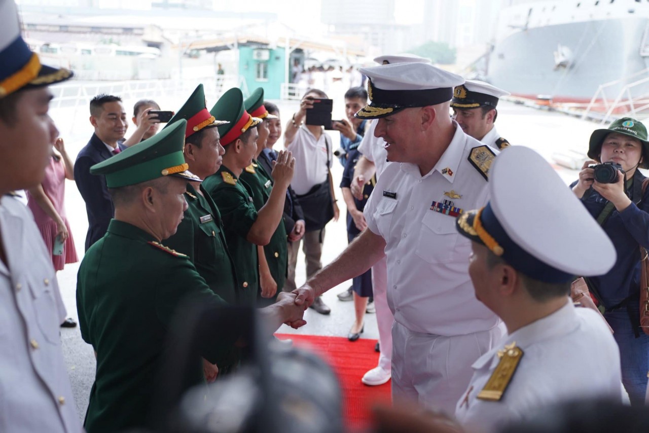 Royal New Zealand Navy Begin Vietnam Goodwill Visit Royal New Zealand Navy Begin Vietnam Goodwill Visit