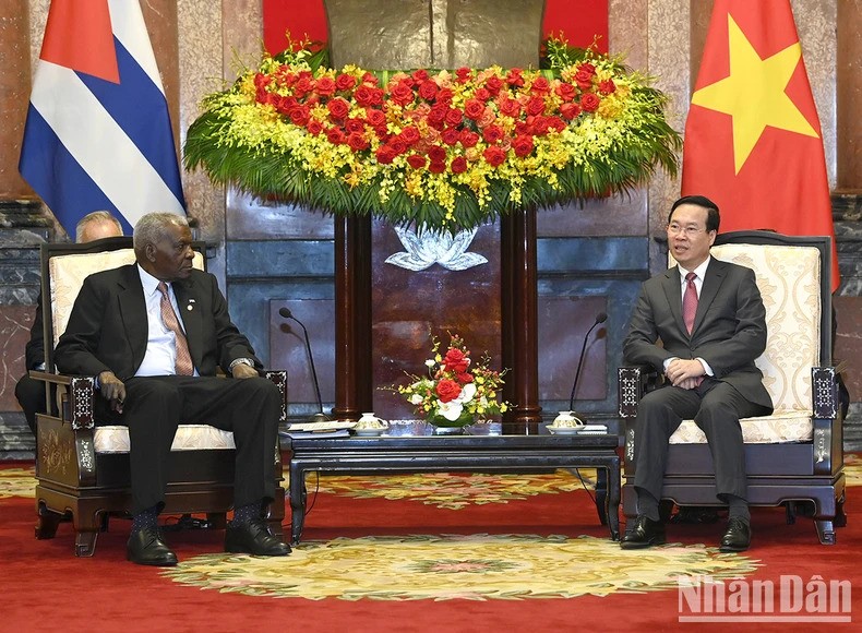 Việt Nam-Cuba tiếp tục hợp tác toàn diện, chia sẻ kinh nghiệm trong phát triển kinh tế-xã hội Việt Nam-Cuba tiếp tục hợp tác toàn diện, chia sẻ kinh nghiệm trong phát triển kinh tế-xã hội