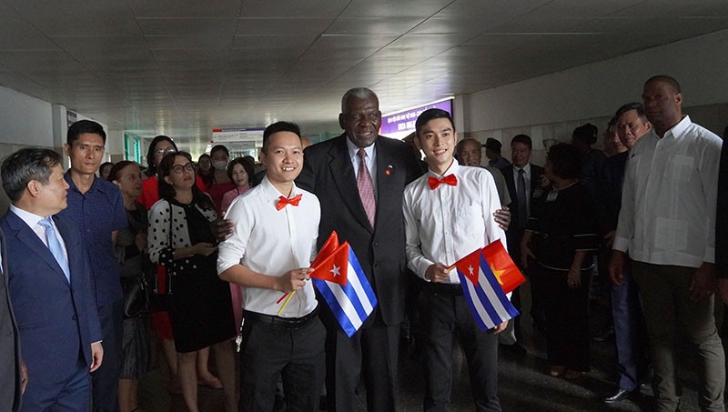 Đoàn đại biểu cấp cao Đảng, Nhà nước Cuba thăm và làm việc tại Quảng Bình Đoàn đại biểu cấp cao Đảng, Nhà nước Cuba thăm và làm việc tại Quảng Bình