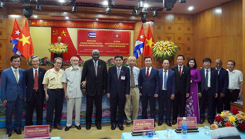 Đoàn đại biểu cấp cao Đảng, Nhà nước Cuba thăm và làm việc tại Quảng Bình Đoàn đại biểu cấp cao Đảng, Nhà nước Cuba thăm và làm việc tại Quảng Bình