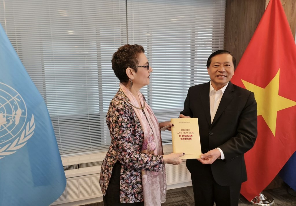 Vietnam Hopes for Stronger Research Cooperation with US Vietnam Hopes for Stronger Research Cooperation with US