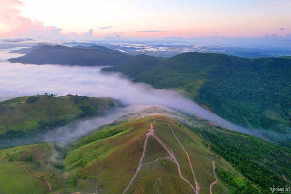 Enjoy A Wonderful Camping And Cloud-Hunting Trip At Phuong Hoang Peak Enjoy A Lovely Camping And Cloud-Hunting Trip At Phuong Hoang Peak