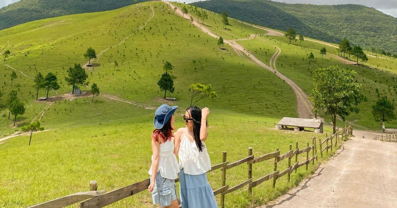 Enjoy A Wonderful Camping And Cloud-Hunting Trip At Phuong Hoang Peak Enjoy A Lovely Camping And Cloud-Hunting Trip At Phuong Hoang Peak