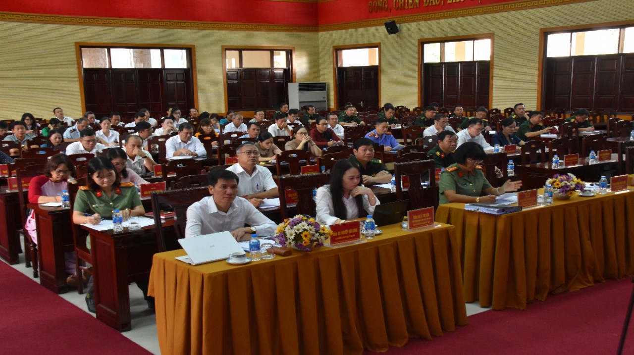 Toàn cảnh Hội nghị Toàn cảnh Hội nghị