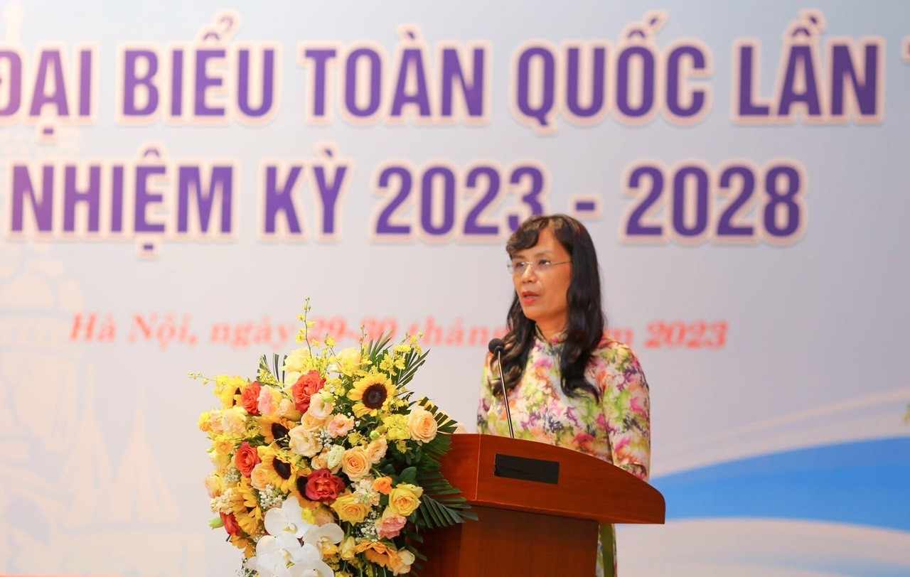 Bồi đắp tình yêu nước Nga cho thế hệ trẻ Bồi đắp tình yêu nước Nga cho thế hệ trẻ