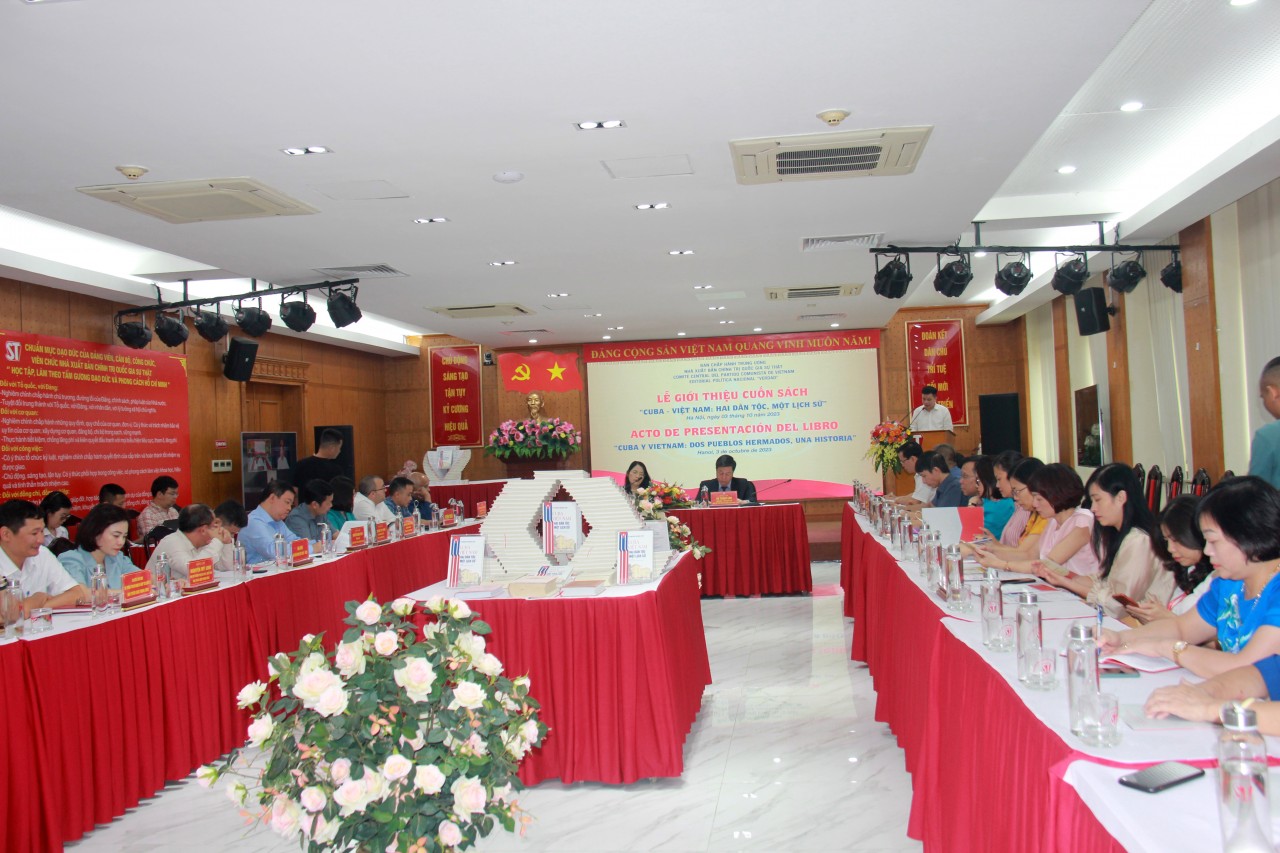 Lễ giới thiệu cuốn sách