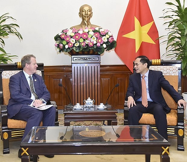 Scottish Secretary: Vietnam - Important Partner of UK in Region Scottish Secretary: Vietnam - Important Partner of UK in Region