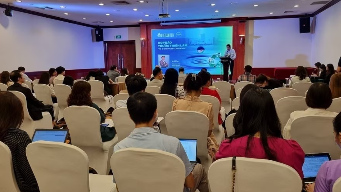 Việt Nam tiếp cận công nghệ hiện đại trong quản lý tài nguyên nước Việt Nam tiếp cận công nghệ hiện đại trong quản lý tài nguyên nước