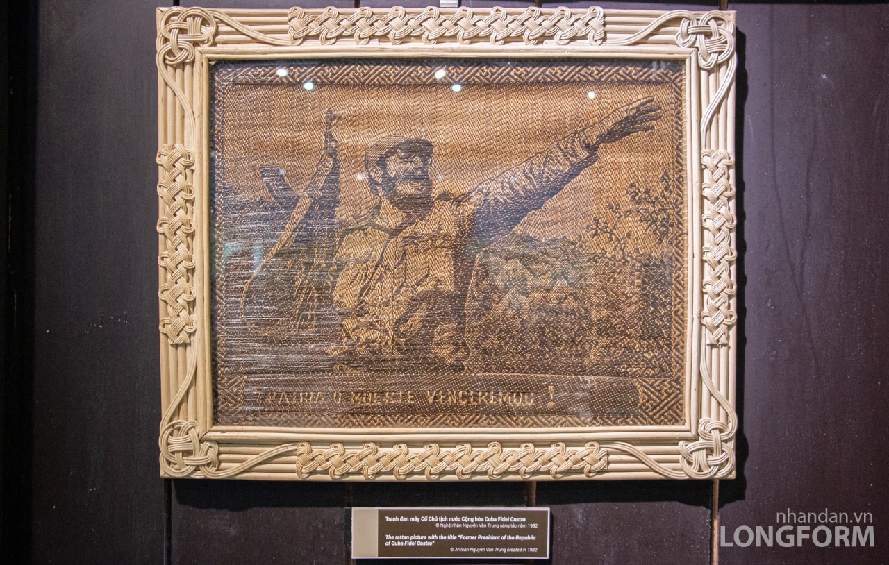 Chân dung Lãnh tụ Fidel Castro: Bức tranh đan trọn nghĩa tình sắt son Chân dung Lãnh tụ Fidel Castro: Bức tranh đan trọn nghĩa tình sắt son