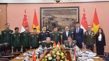 Việt Nam - Singapore hợp tác hỗ trợ nhân đạo và cứu trợ thảm họa